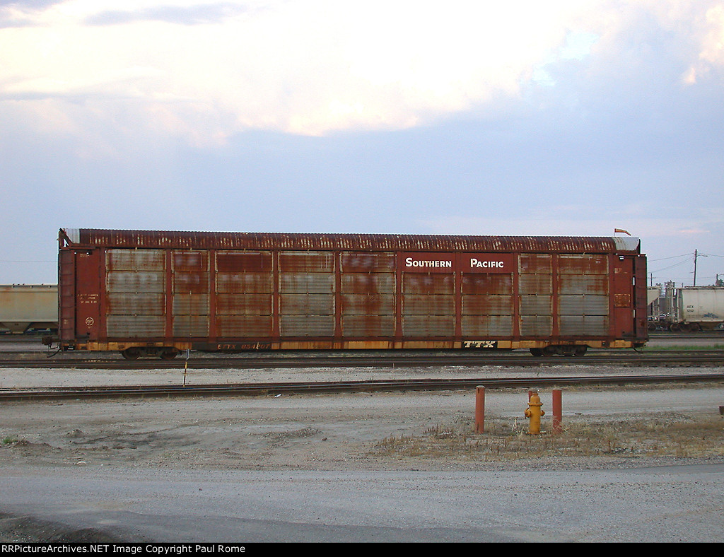 SP, ETTX 854207, 89-ft Autorack car on the UPRR